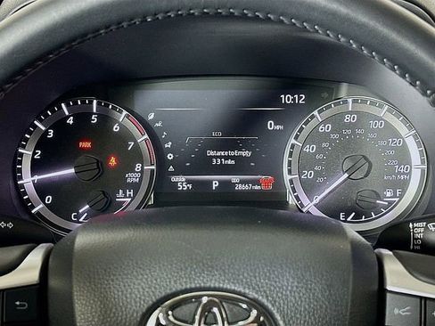 Used 2024 Toyota Highlander XLE AWD/4WD image 13