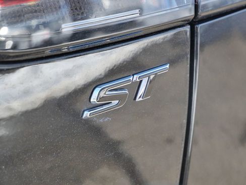 Used 2023 Buick Envision Essence w/ Sport Touring Package image 20