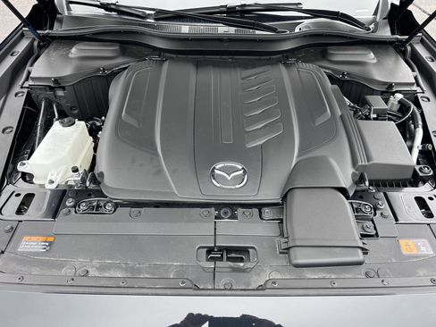 Used 2025 MAZDA CX-90 3.3 Turbo w/ Premium Plus Pkg image 9