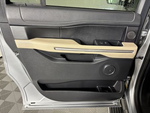 Used 2024 Ford Expedition Max Limited image 48