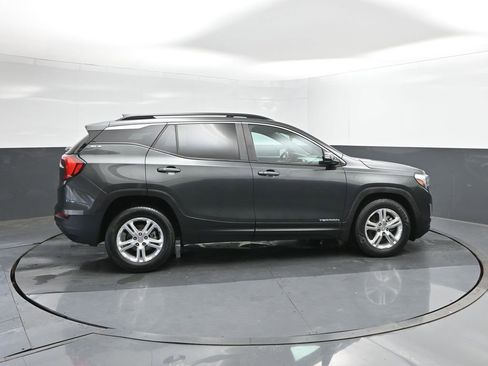 Used 2021 GMC Terrain SLE w/ Driver Convenience Package FWD image 15