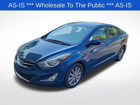 Used 2014 Hyundai Elantra SE w/ Option Group 02 FWD image 3