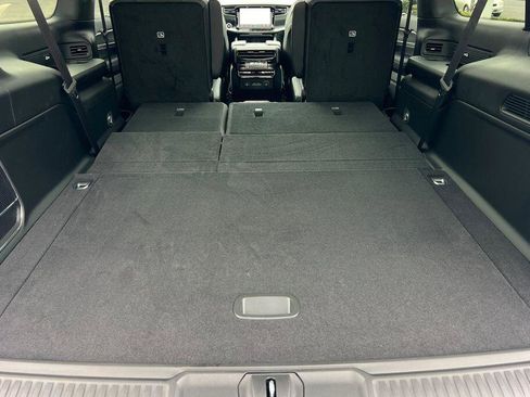 New 2026 Jeep Grand Wagoneer L Limited image 16