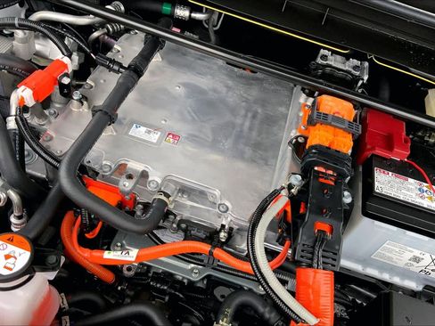 New 2026 Lexus RZ 450e Premium image 17