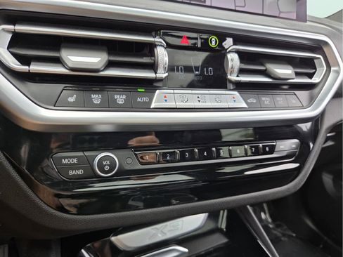 Certified 2024 BMW X3 xDrive30i w/ Premium Package AWD/4WD image 28