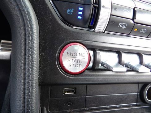 Certified 2020 Ford Mustang Premium RWD image 23
