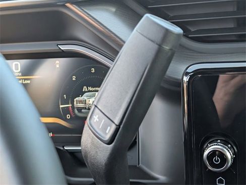 New 2026 GMC Sierra 2500 Denali Ultimate image 17