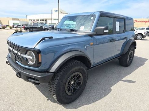 Used 2025 Ford Bronco Badlands AWD/4WD image 1