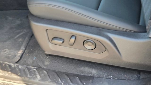 New 2026 Chevrolet Colorado Trail Boss AWD/4WD image 12