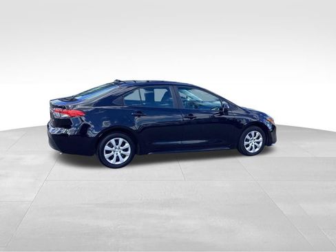 Used 2024 Toyota Corolla LE FWD image 6