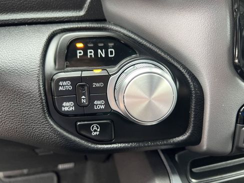 Used 2022 RAM 1500 Laramie AWD/4WD image 34