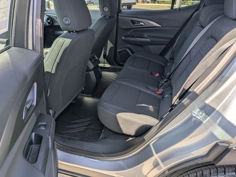 Used 2026 Chevrolet Equinox EV LT image 13