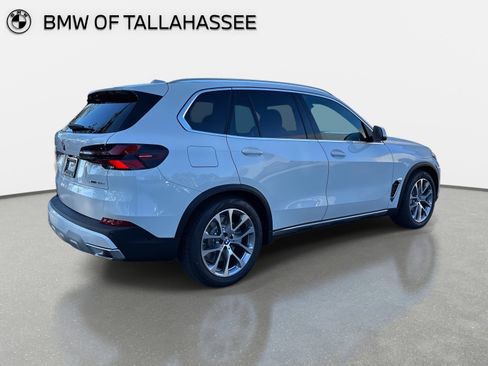 New 2026 BMW X5 xDrive50e w/ Premium Package image 5