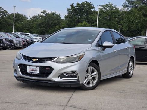 Used 2016 Chevrolet Cruze LT w/ Convenience Package FWD image 1