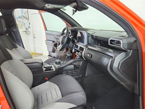 Used 2024 Toyota Tacoma TRD Off-Road image 20