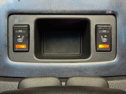 Used 2018 Nissan Altima 2.5 SR w/ SR Midnight Edition image 29