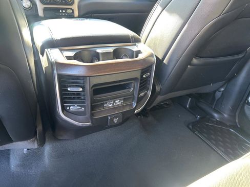 Used 2021 RAM 1500 Laramie image 21