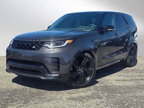 Used 2025 Land Rover Discovery Dynamic SE AWD/4WD image 1