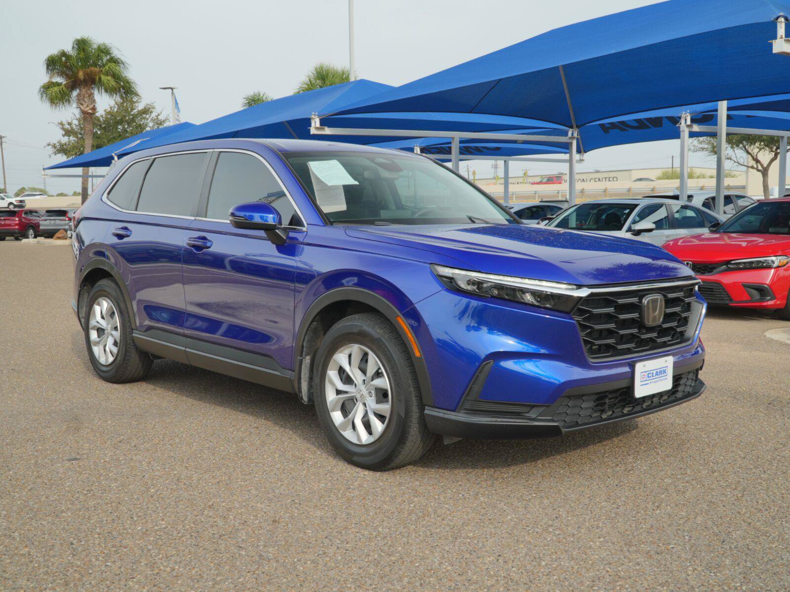 Used 2025 Honda CR-V LX image 3
