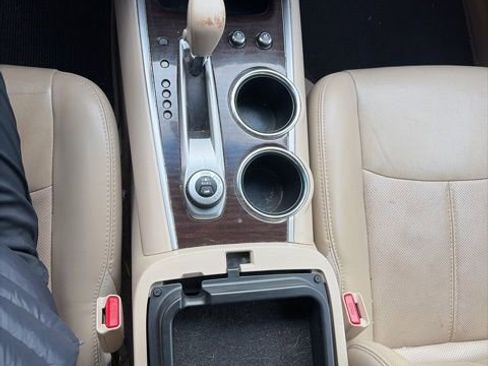 Used 2015 Nissan Pathfinder Platinum w/ Family Entertainment Package image 16