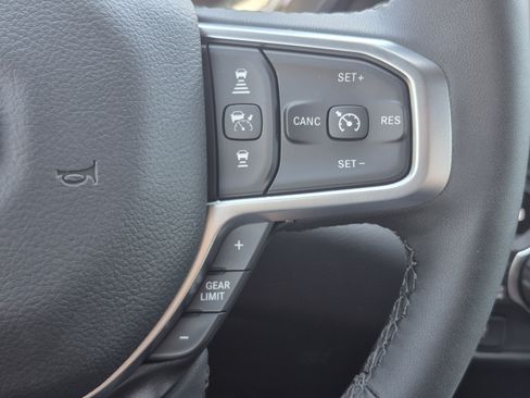 New 2026 RAM 1500 Big Horn AWD/4WD image 13