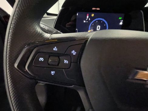 Used 2024 Chevrolet Trax LT FWD image 33