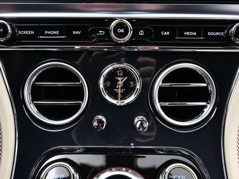 Used 2021 Bentley Continental GT AWD/4WD image 16