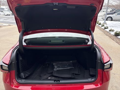 Certified 2024 Lexus IS 350 F Sport image 31