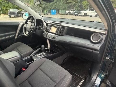 Used 2018 Toyota RAV4 XLE w/ Plus Extra Value Package AWD/4WD image 27