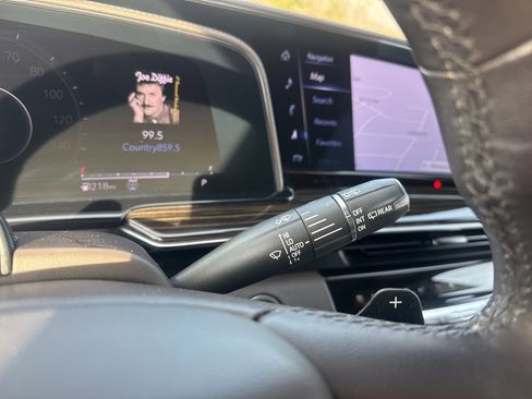 Used 2022 Cadillac Escalade Sport w/ Heavy-Duty Trailer Package image 21