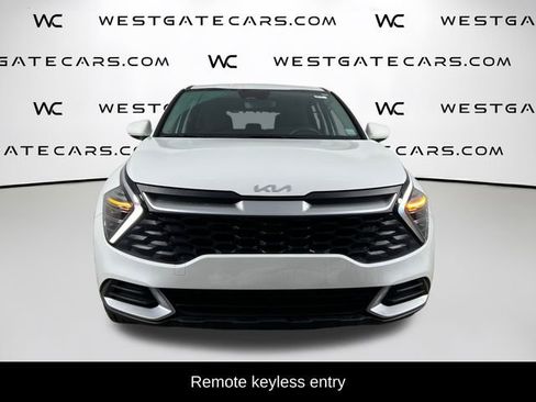 Used 2024 Kia Sportage LX image 2