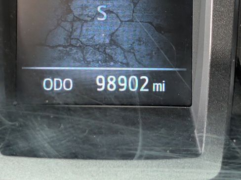 Used 2019 Toyota Tacoma TRD Sport image 24