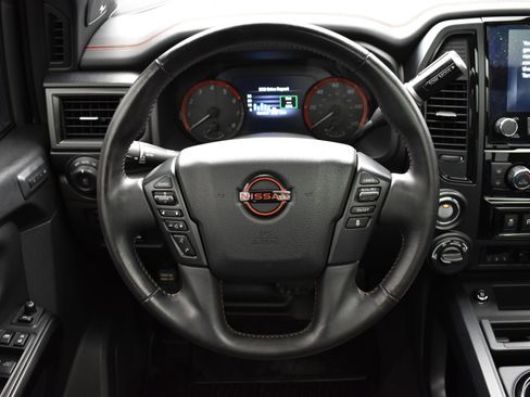 Used 2023 Nissan Titan PRO-4X w/ Pro-4x Convenience Package image 14