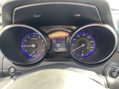 Used 2016 Subaru Outback 2.5i Limited AWD/4WD image 15