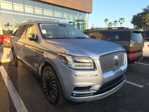 Used 2018 Lincoln Navigator L Black Label image 1
