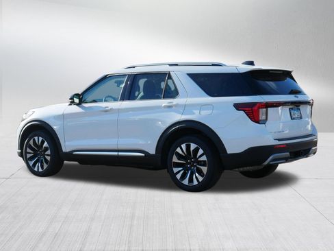Used 2026 Ford Explorer Platinum w/ LUX Leather Package AWD/4WD image 5