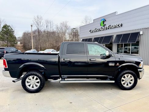 Used 2018 RAM 2500 Longhorn image 2