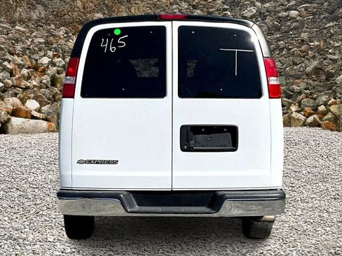 Used 2020 Chevrolet Express 3500 LT w/ LT Preferred Equipment Group image 4