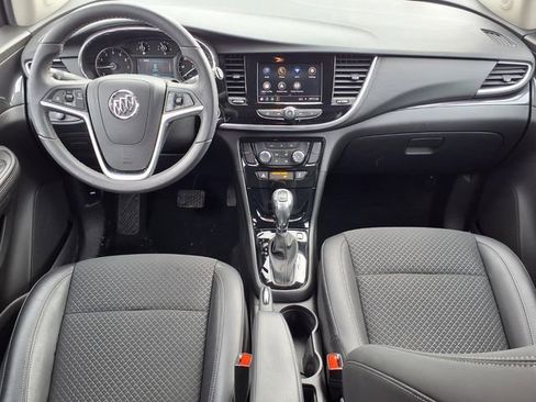 Used 2022 Buick Encore Preferred w/ Safety Package image 8