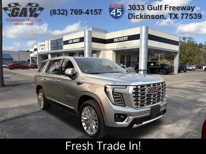 Used 2025 GMC Yukon Denali w/ Sun & Power Step Package