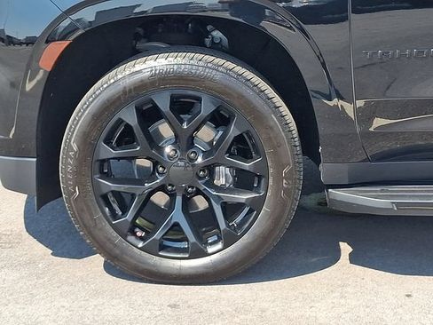 Used 2024 Chevrolet Tahoe RST w/ Luxury Package AWD/4WD image 8