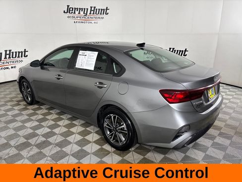 Used 2023 Kia Forte LXS FWD image 9