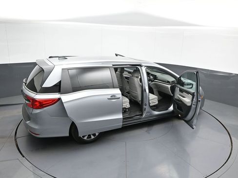 Certified 2023 Honda Odyssey EX-L image 47