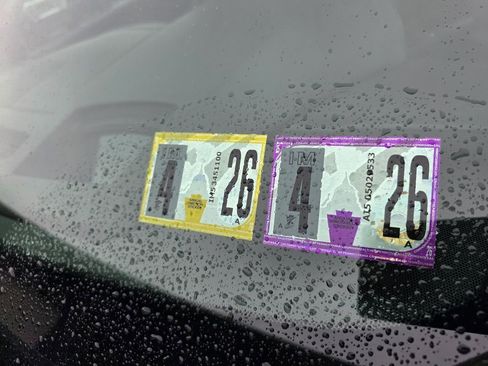 Used 2016 GMC Yukon Denali image 8