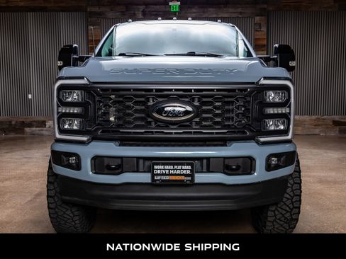 Used 2024 Ford F350 Lariat w/ Sport Appearance Package image 4