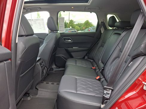 New 2026 Nissan Rogue Platinum AWD/4WD image 5