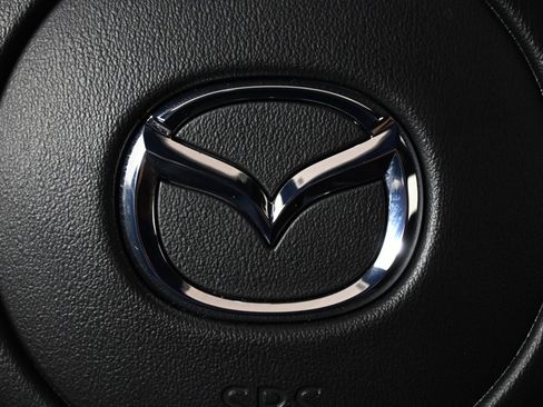 Certified 2025 MAZDA MAZDA3 Carbon image 36