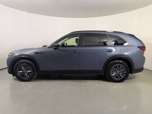 Used 2025 MAZDA CX-70 3.3 Turbo w/ Preferred Package AWD/4WD image 4