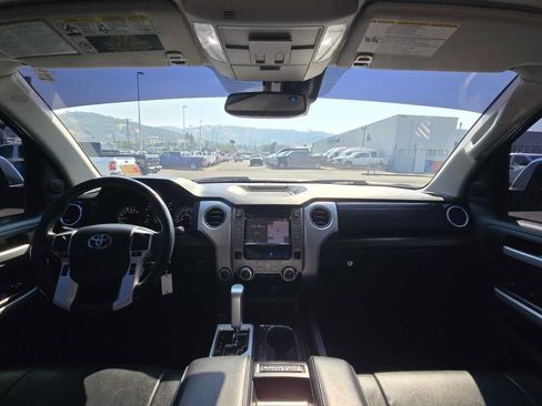 Used 2018 Toyota Tundra Limited w/ Limited Premium Package AWD/4WD image 15