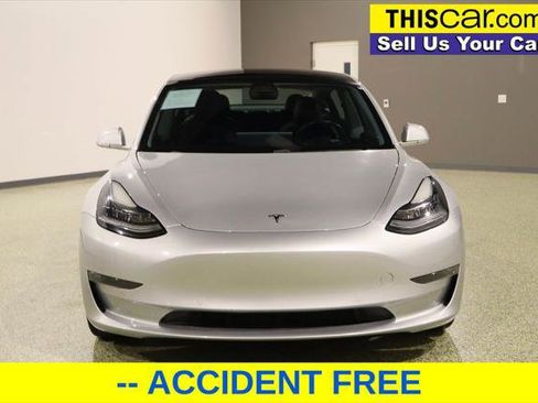 Used 2018 Tesla Model 3 Long Range image 2